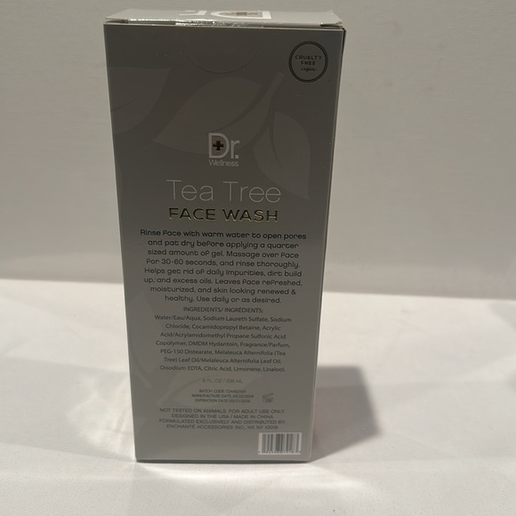 Dr. Wellness Tea Tree Face Wash made with essential oils. Removes dirt & oil. - Picture 4 of 5